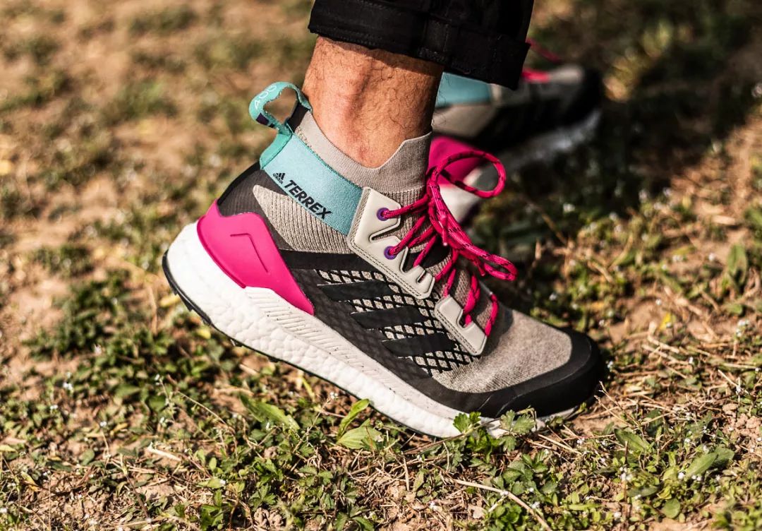 鞋圈的「全能特种兵」来了！春游出行穿它准没错！