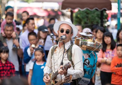 西安这些年各种奇葩事,出门见到的奇葩事