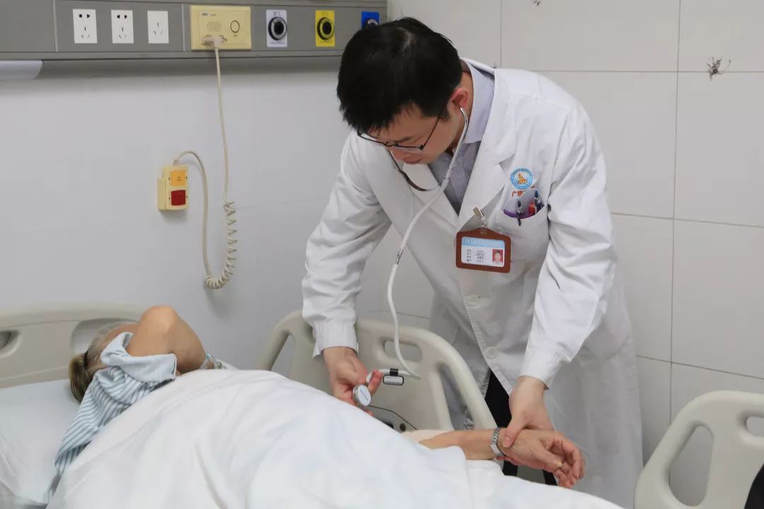 广医二院血管外科在几楼,广医二院血管科