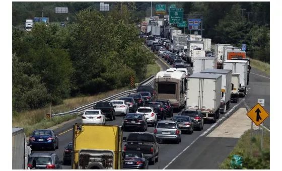 看直播卡车司机,卡车司机路上直播