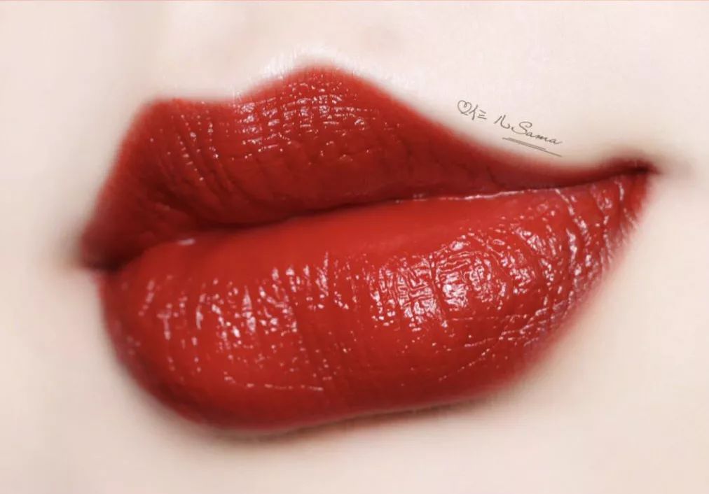 男生一般喜欢什么颜色的口红,男生喜欢什么味道的口红