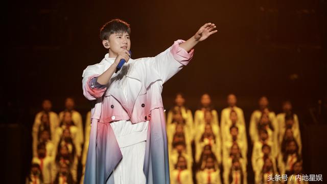 luckychances张杰蹦迪,张杰演唱会狂飙dj小姐姐蹦迪