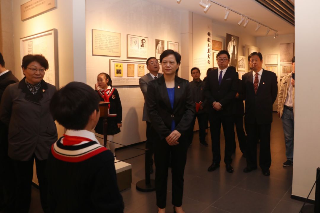 甯稿窞浜烘皯骞垮満鍥藉簡鍗囨棗浠紡,甯稿窞闈╁懡鐑堝＋闄靛洯鍗囨棗浠紡