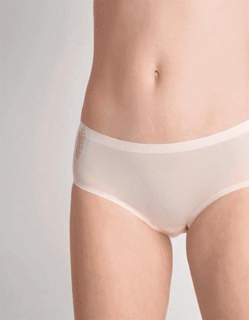 穿上这件冰膜*裤内**，立降3度，湿气3s排出，闪变挺翘蜜桃臀