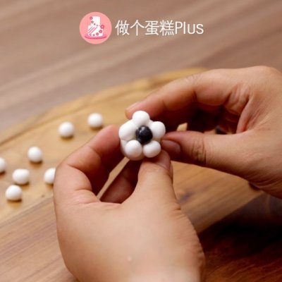 翻糖蛋糕会特别甜嘛,翻糖蛋糕上的翻糖好吃吗