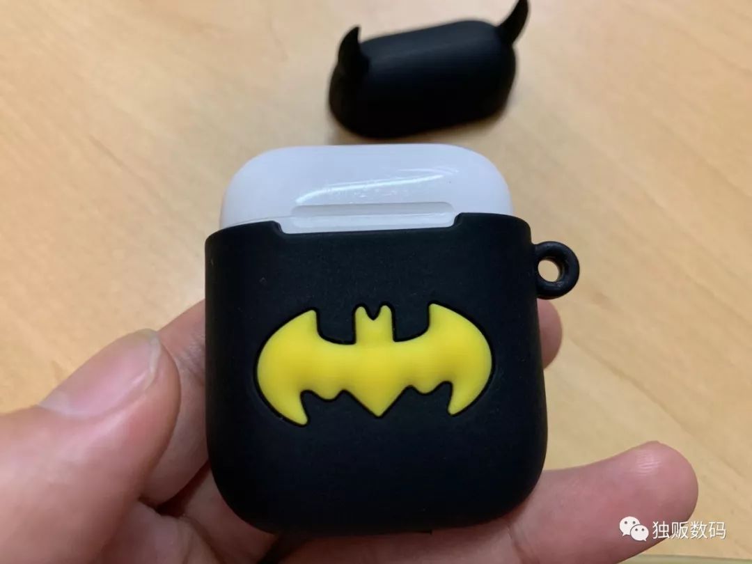 4月福利，独贩数码AirPods卡通保护套