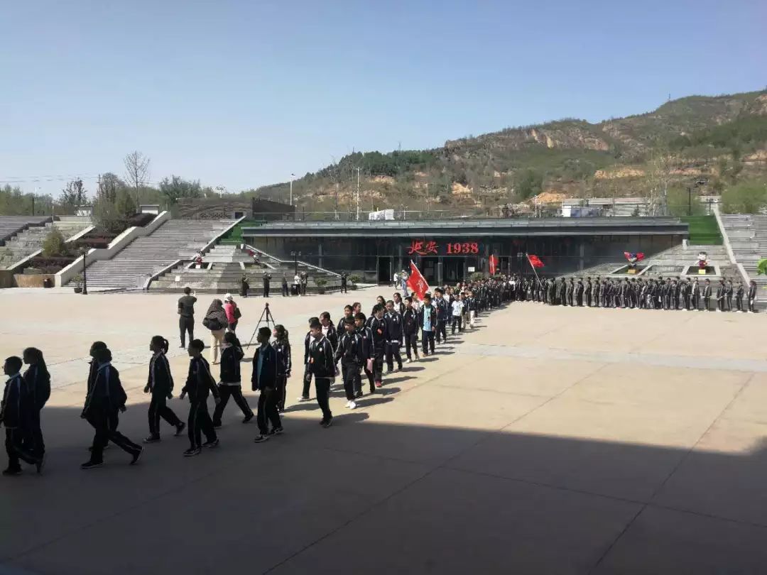 闄曡タ瀛︿範杩藉绾㈣壊瓒宠抗绯诲垪娲诲姩,鎺㈢储姹傜煡涔嬫梾瀵昏绾㈣壊瓒宠抗