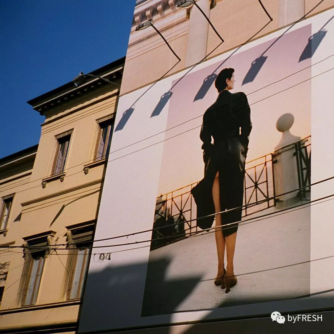 想成为一个富有的人,希望自己成为一个会赚钱的人