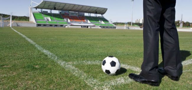 王健林重返足坛,王健林重返大连足球新闻