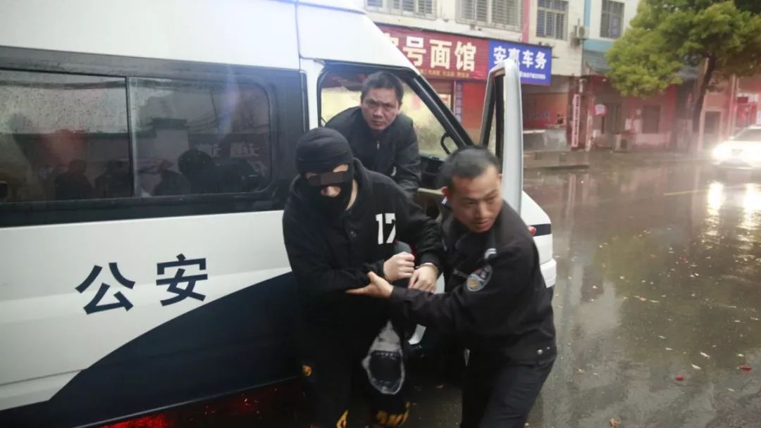 谨防套路贷,小贷陷阱