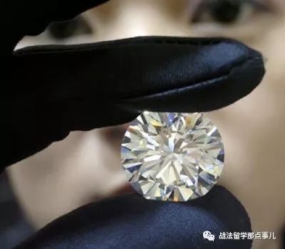 奢侈品管理留学全球第一,中国留学生学奢侈品管理