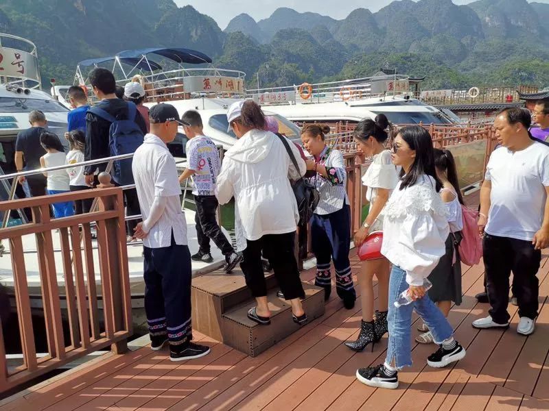 兴义五一旅游人次,兴义五一旅游有哪些