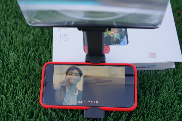 拳霸屏幕放大镜测评，看视频玩游戏谁用谁爽