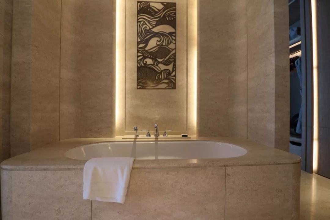 华尔道夫酒店有什么首创,曼谷华尔道夫酒店值得住吗