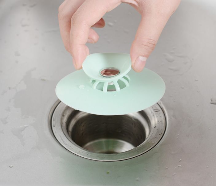 家里有小飞虫和蟑螂,家里装了纱窗还是有小蚊子能进来