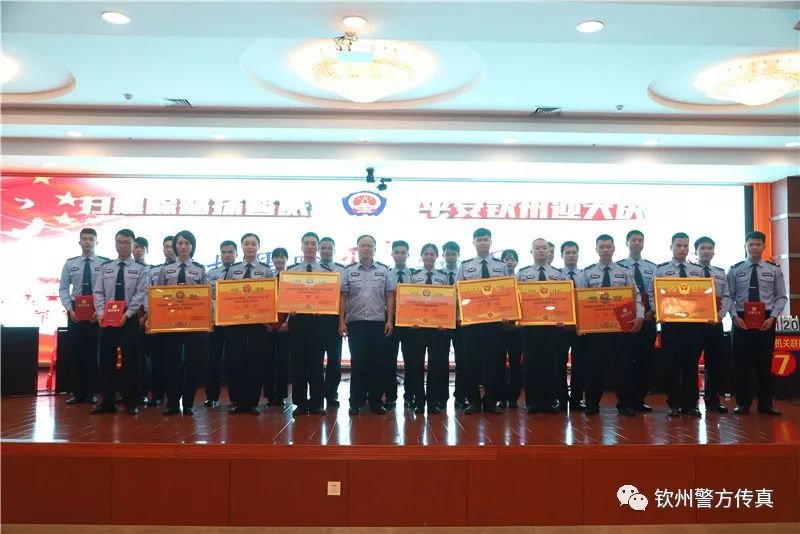 【今日关注】谁是“最强王者”?快来围观钦州公安这场扫黑除恶知识竞赛!现场PK场面很“火爆”!