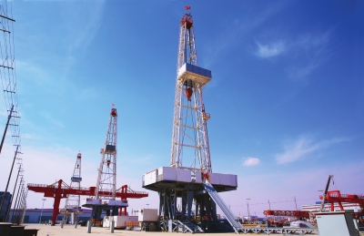 新中国第一代钻井工人,新中国深井石油钻机