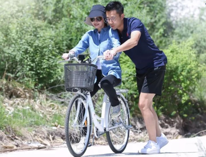 大s同款防晒帽视频,大s同款cut防晒帽