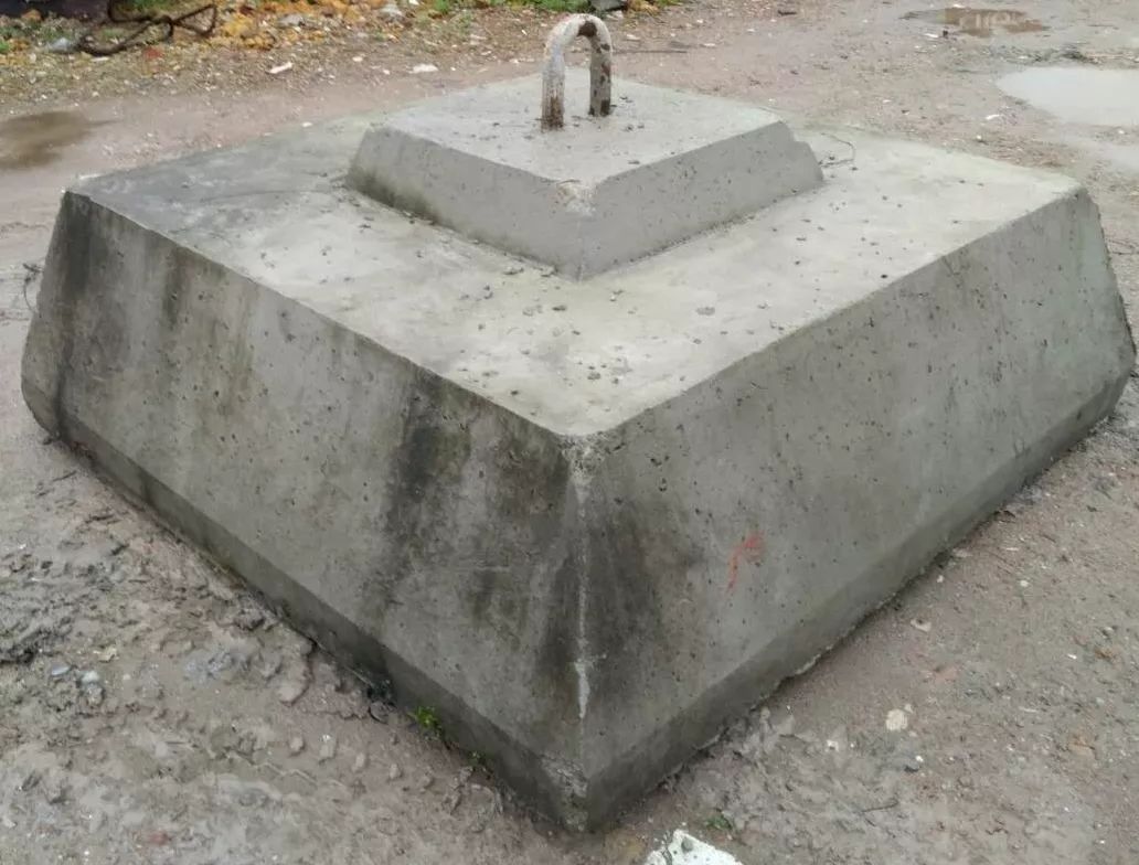 海上的航标灯是怎样固定的,航标是什么原理