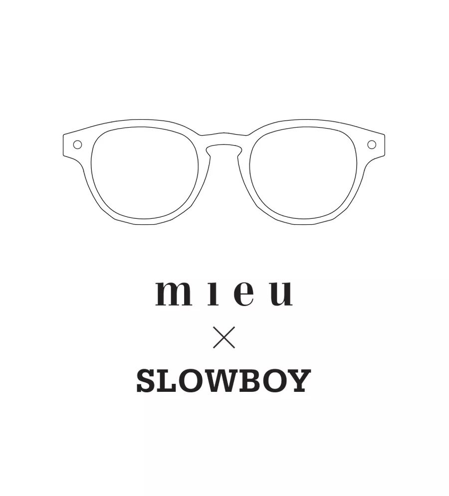 “诶？我的眼镜儿呢？”