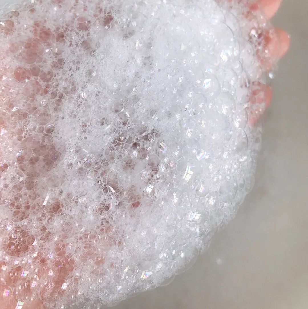 一瓶水止痒,后背长痱子很痒怎么解决