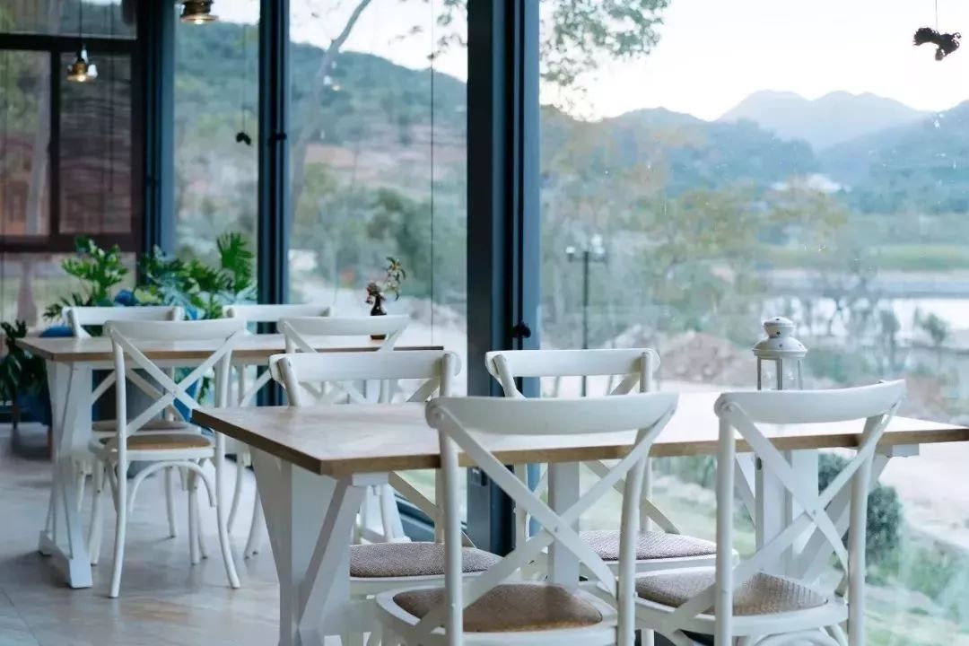 碧海蓝天三亚湾民宿,一间与海零距离的海景民宿