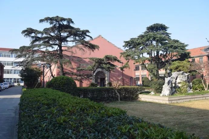 没事不敢进，有事不想进，闵行这座神秘的红房子竟大有来头！