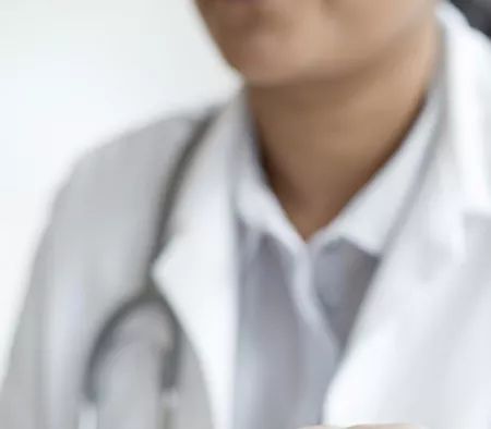 镇江人餐桌上都有,4岁男孩吃了两勺这个菜,抢救了两周才活过来!当心!