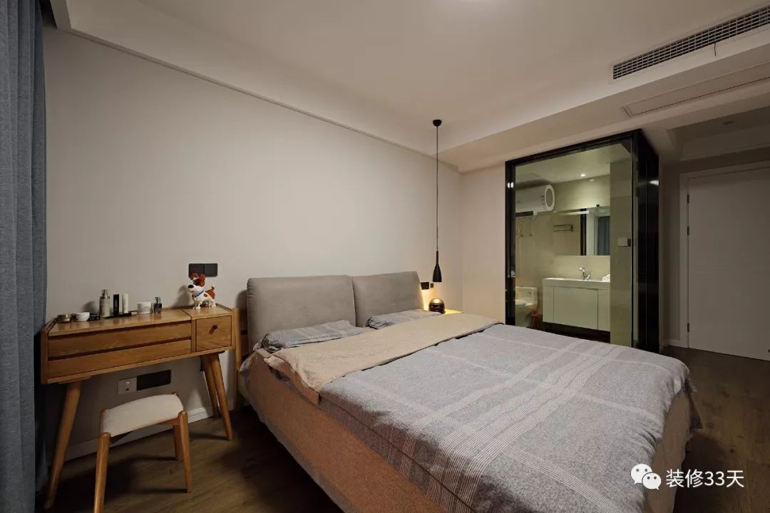 电视墙整面柜带隐形门小户型,四室高级感隐形门电视墙