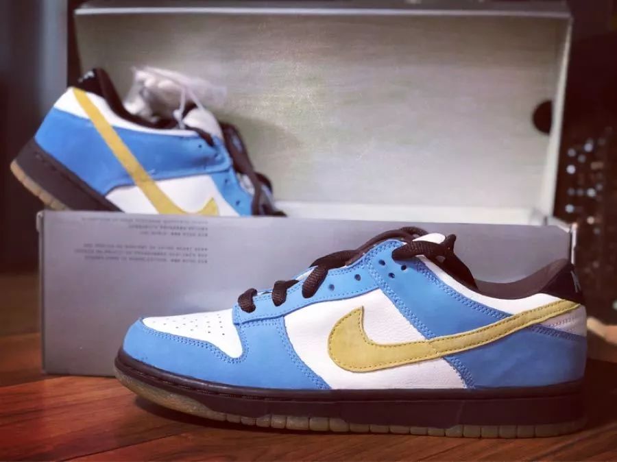 yeezyoffwhite鑱斿悕,offwhite璺焬eezy鑱斿悕浜嗕箞