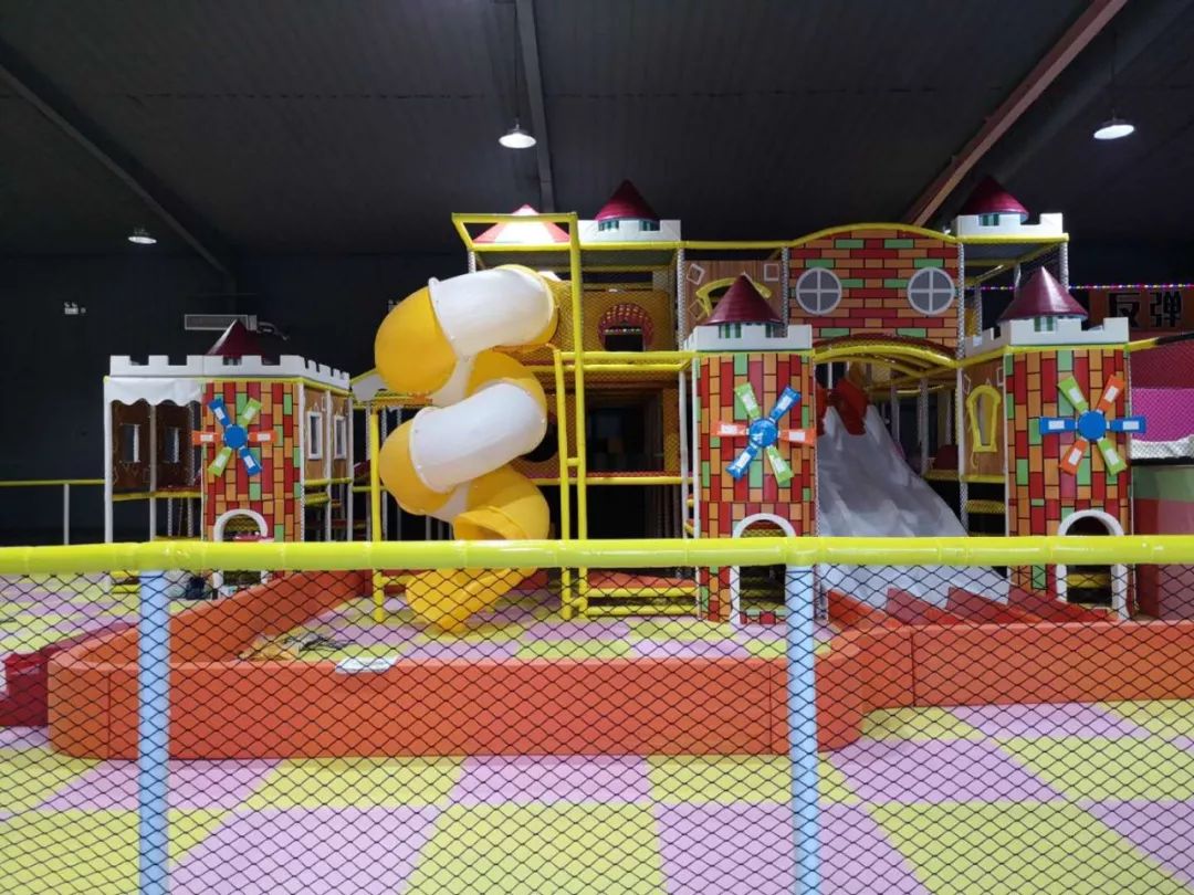 超级蹦床公园购票,蹦床乐园免门票