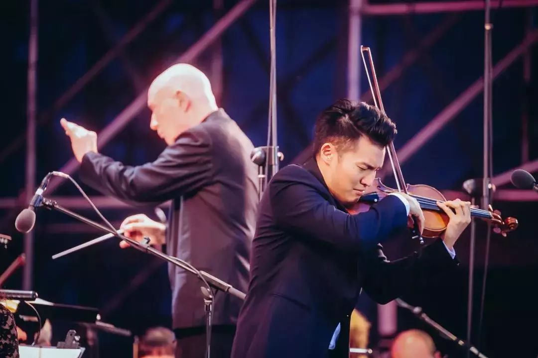 艾森巴赫献中国户外首秀，2019辰山草地广播音乐节收官，但精彩仍在继续！