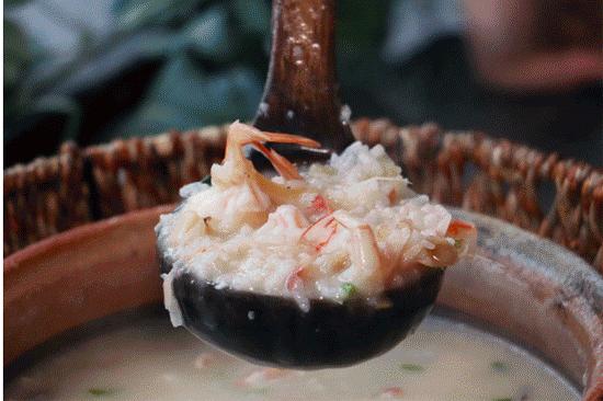 百万大学青年免费狂欢!AJ鞋展、街球大神空降,超多福利拿到手软!