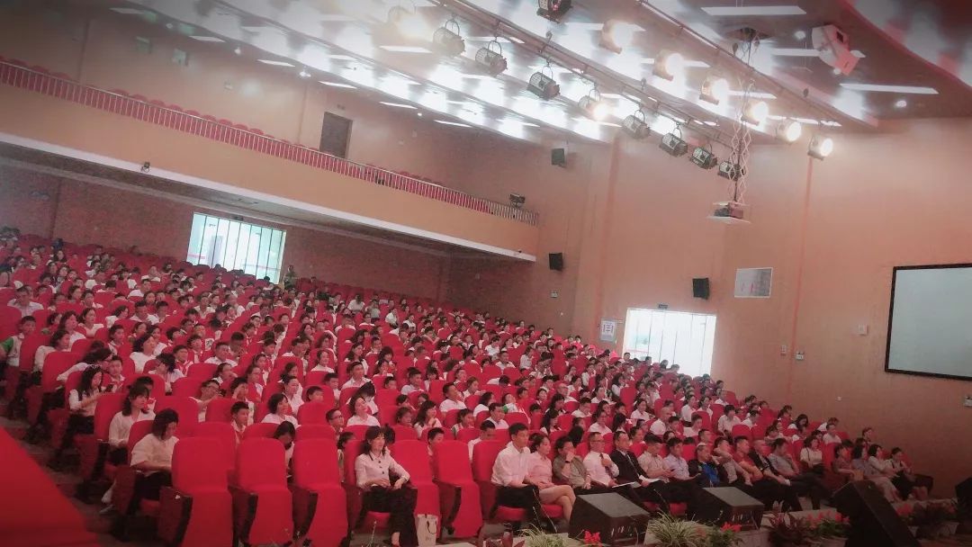 校园广播走进新学期,校园广播进校