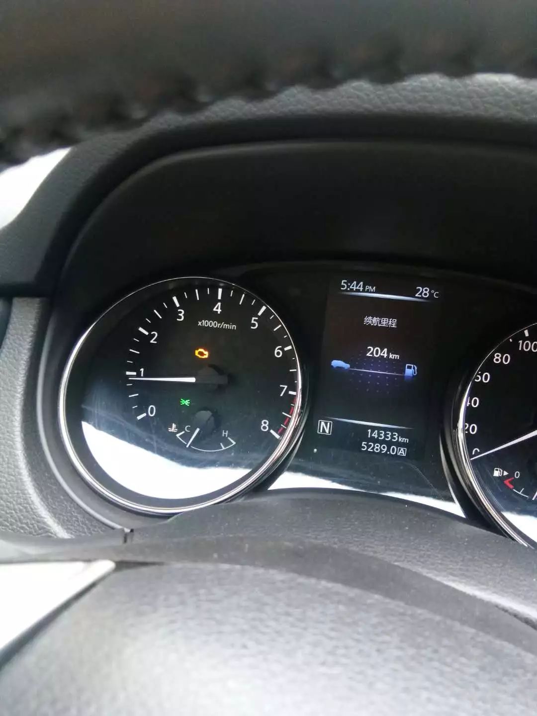 新车10000公里发动机故障灯亮,新车一万多公里出现发动机故障灯