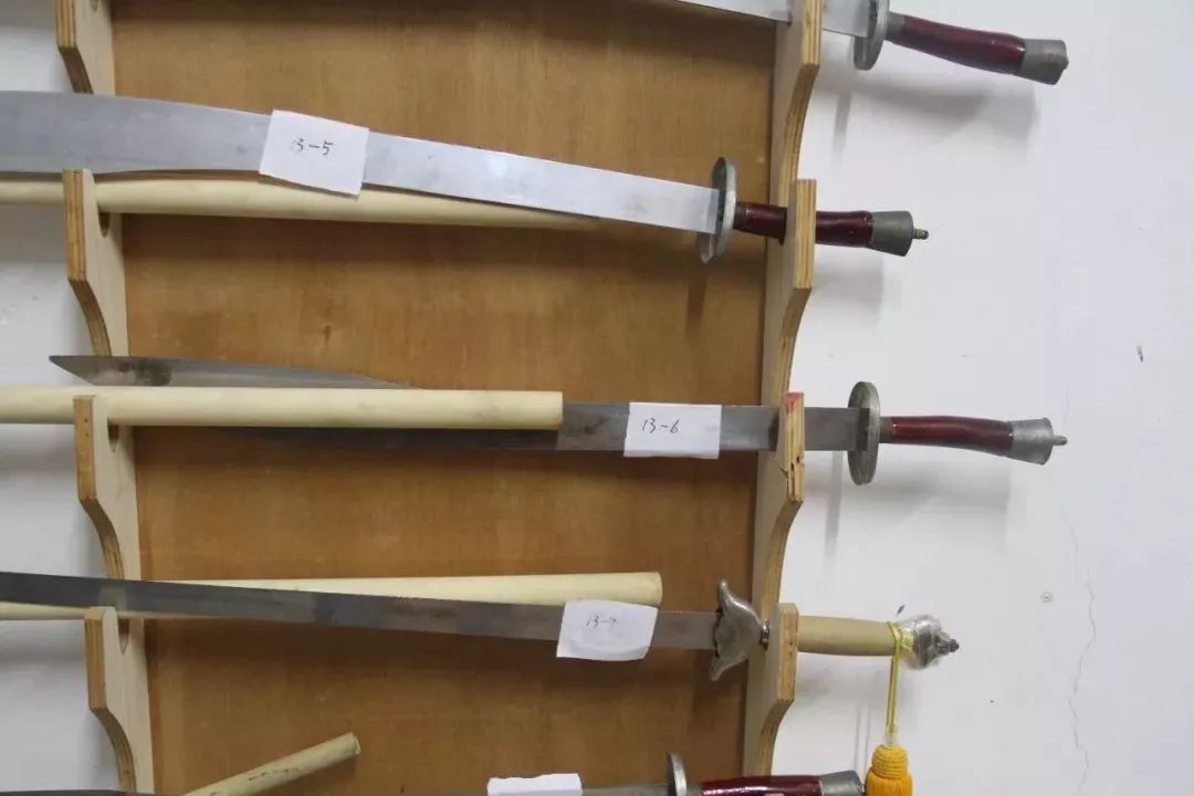 清远周某文谢某杰案情,清远周某文等人涉嫌套路贷