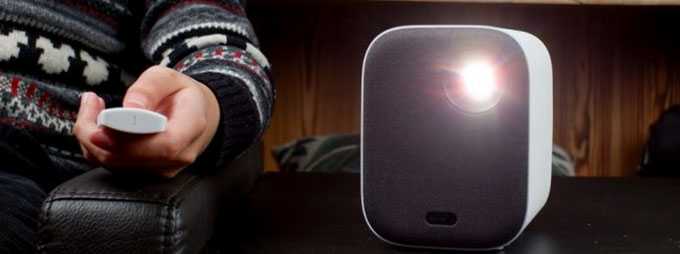 怎么选购智能投影机呢,买投影机推荐