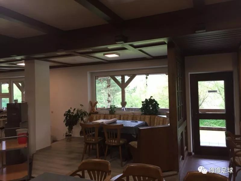 黑娃教练深受厚爱,黑娃教练