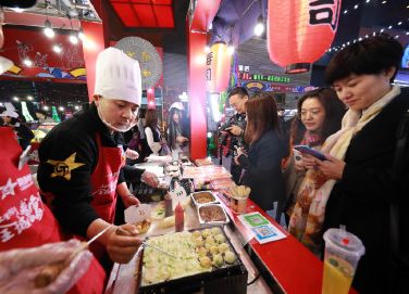 鲜城探店|夏季来临，庄里最火爆的人气夜市约起来！五大美食街一网打尽！人均不到50元吃个遍！