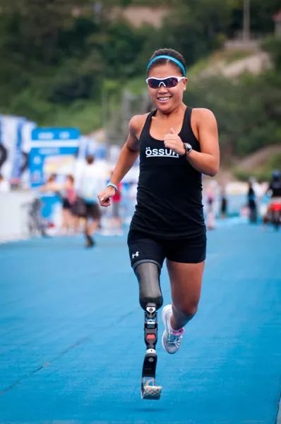 残疾人活得更有尊严,残疾人真的一点出路都没有吗