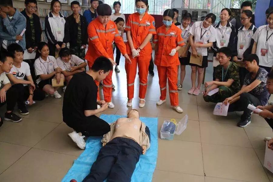 学习急救技能守护健康安全,学习急救挽救生命