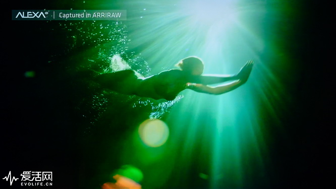 鏉句笅鐢佃th-75hx800c瀵规瘮璇勬祴,鏉句笅鐢佃th-65gx