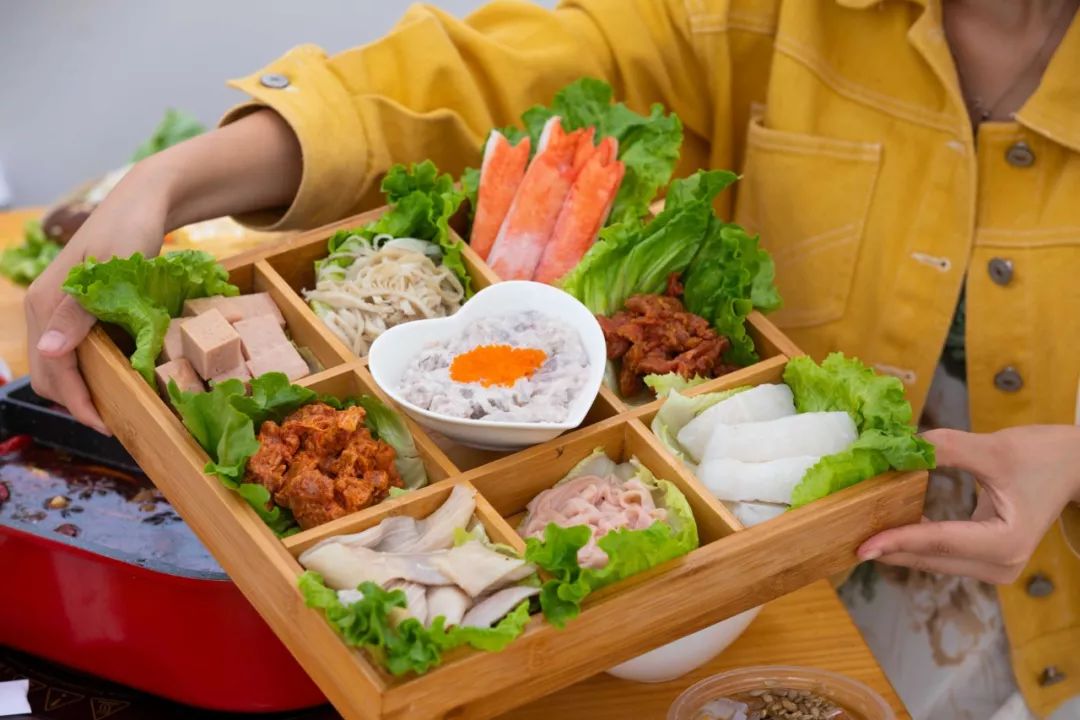 榫欏矖閫傚悎鎯呬荆鍘荤害浼氬悆楗殑鍦版柟,榫欏矖閫傚悎鎯呬荆绾︿細缇庨