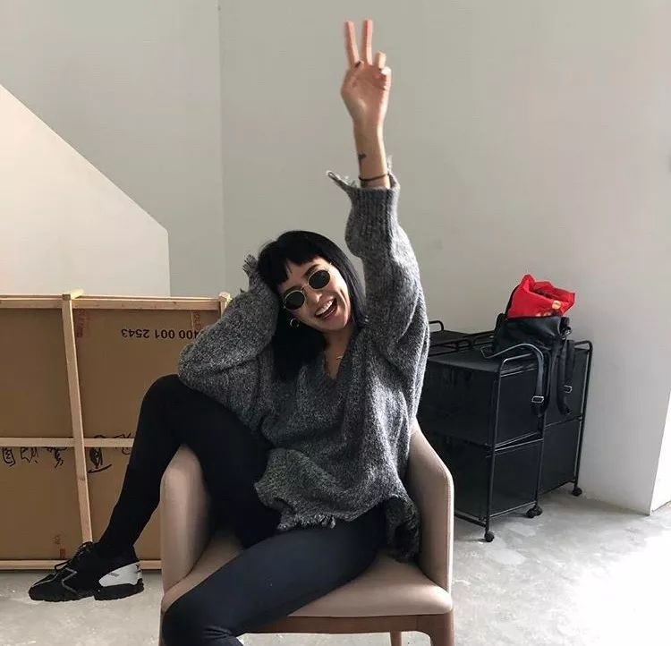 保姆式拍照姿势教学,保姆级拍照动作教程半身照