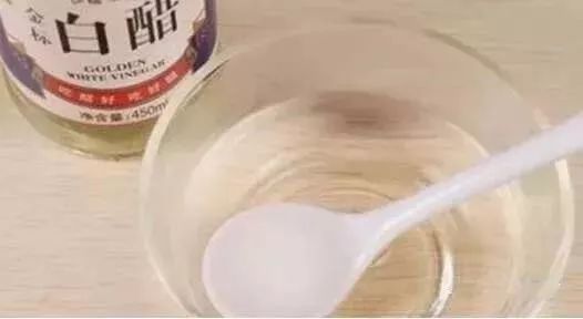 纹眉颜色太深了可以用遮瑕膏么,纹眉太深用土黄色可以吗