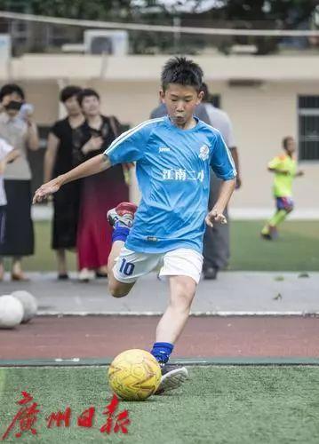 鏁欑粌鍥炲簲灏忓鐢熻涪鍑轰笘鐣屾尝,骞垮窞灏忓鐢熻涪鍑轰笘鐣屾尝