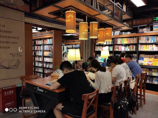 redmik20pro用起来怎么样,redmik20pro测评吃鸡