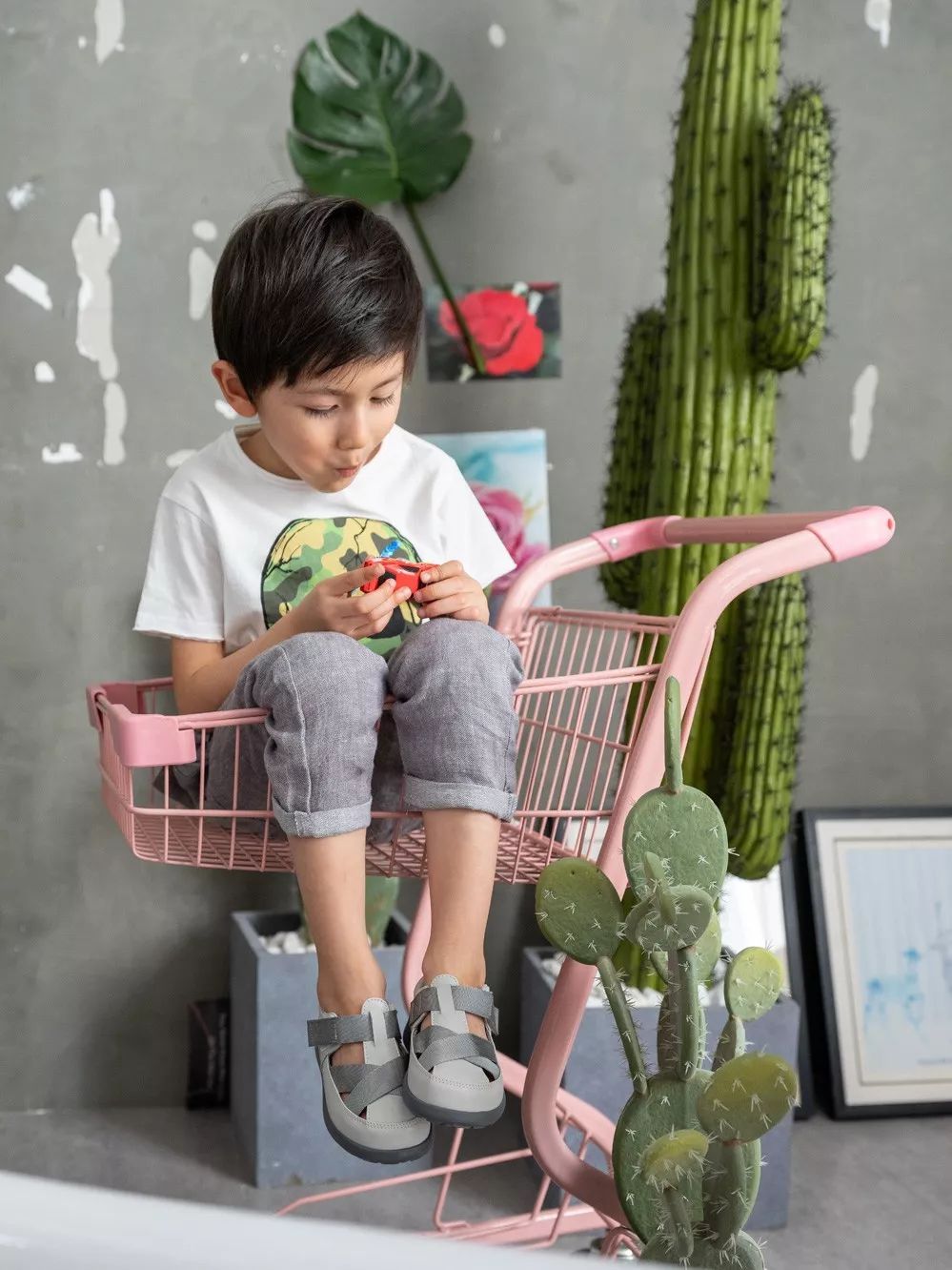 不烧脚又好看的运动风凉鞋推荐,小蓝羊凉鞋男测评