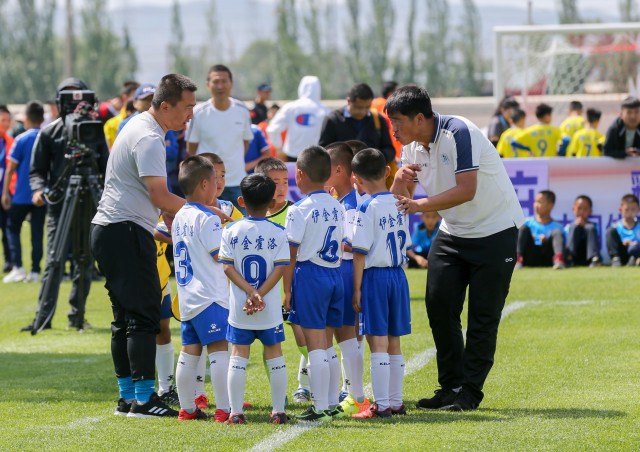 呼和浩特市业余足球联赛,菁英杯足球赛2017直播