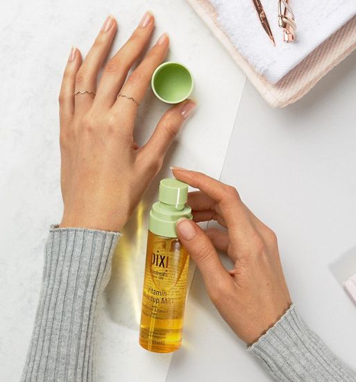 喷保湿喷雾会导致皮肤干吗,适合干性皮肤的保湿喷雾